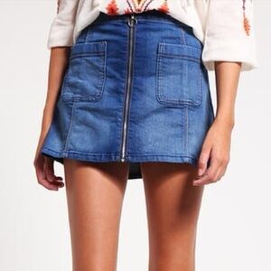 Hollister Denim mini skirt | Zipper Front Denim Skirt
